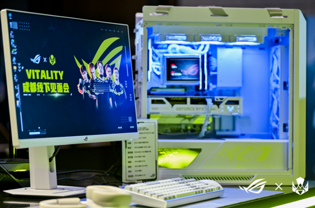 嗨翻成都ROG装备集结开启电竞新体验开元棋牌Vitality粉丝见面会(图1) 嗨翻成都ROG装备集结开启电竞新体验开元棋牌Vitality粉丝见面会(图1)