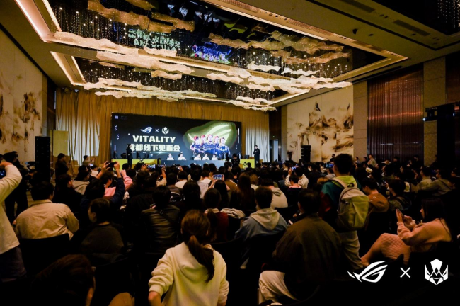 嗨翻成都ROG装备集结开启电竞新体验开元棋牌Vitality粉丝见面会(图3)