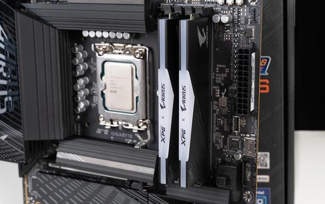 拆+WiFi7+USB4中端板玩出旗舰范儿开元棋牌app技嘉B860M电竞雕：全