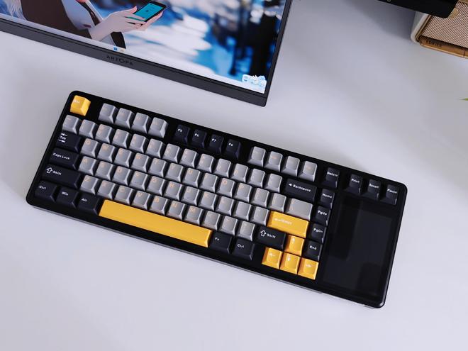 L99带您解锁机械键盘新形态开元棋牌试玩触控大屏加持狼蛛