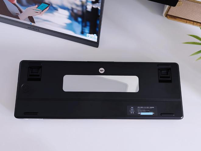 L99带您解锁机械键盘新形态开元棋牌试玩触控大屏加持狼蛛(图12)